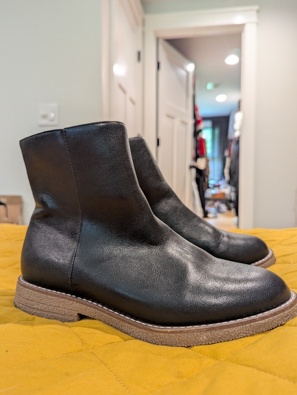 LOFT Black Chelsea Boots with Side Zip Size 10 Like New